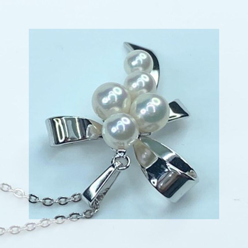 Mikimoto Five Akoya Pearls Ribbon bow Sterling pendant necklace