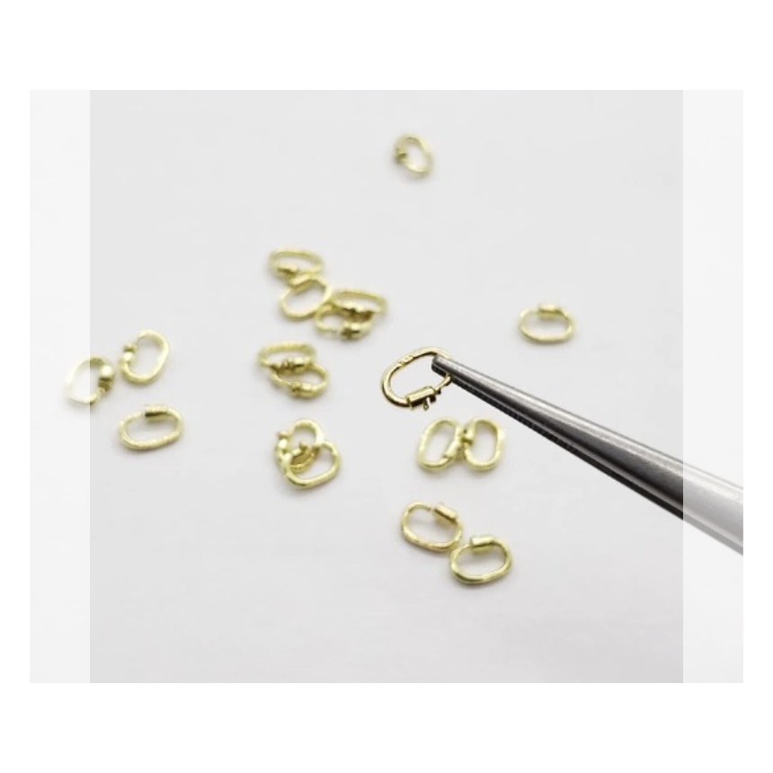 Australian 14K Yellow Gold 6.2 x 4.6mm ID Link Lock Jump Ring JR643