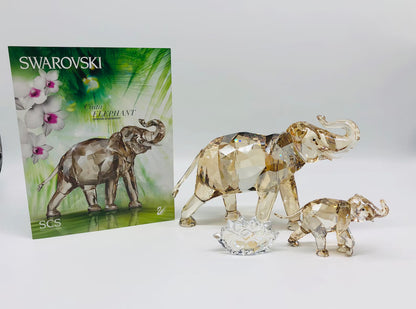 2013 Swarovski Crystal Figurine Cinta Elephant, calf, & Plaque, certificate S209