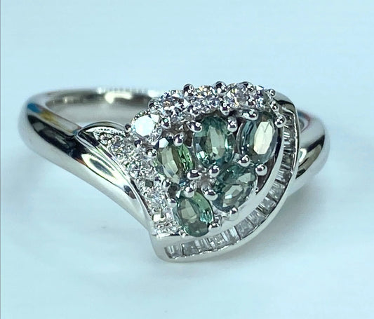 Platinum 0.55ct oval Alexandrite Diamond cluster ring 6.8g s6 JR397